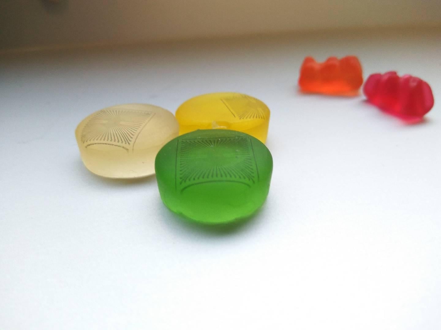 Researchers from the Technical University of Munich (TUM) have succeeded in printing microelectrode arrays directly onto several soft substrates. Source: N. Adly / TUM
