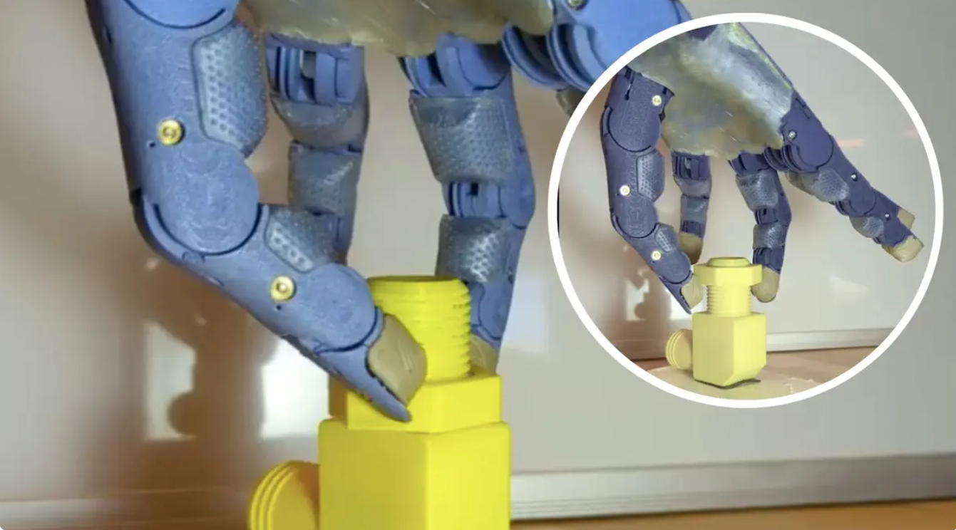 Watch as a backdrivable robot hand rapidly threads a nut onto a bolt |  Electronics360