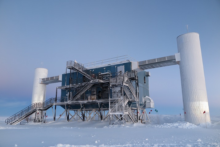 The IceCube Neutrino Observatory researches massless subatomic particles in the South Pole. Source: IceCube Neutrino Observatory