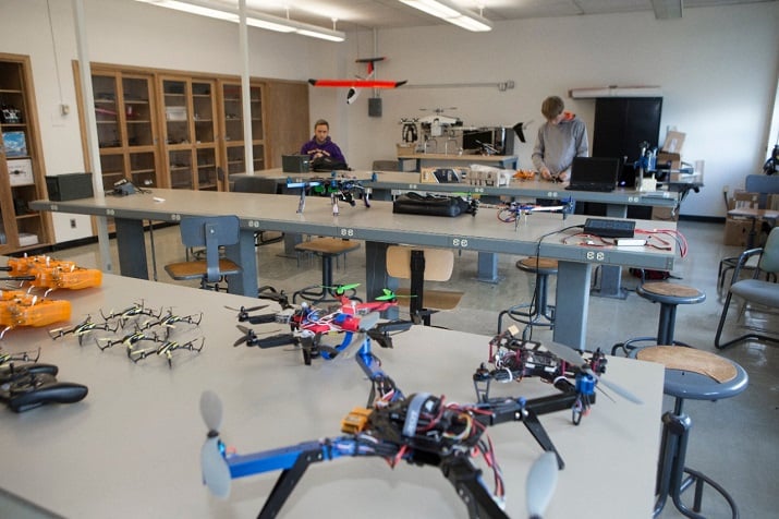 Researchers test drones using fuzzy logic, a type of artificial intelligence, in order for precision landing on moving targets. Source: University of Cincinnati  