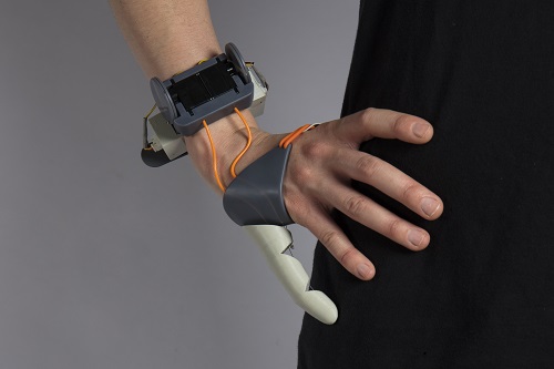 The Third Thumb could be used as a natural extension of the human body or for disabled people. Image credit: Danielle Clode
