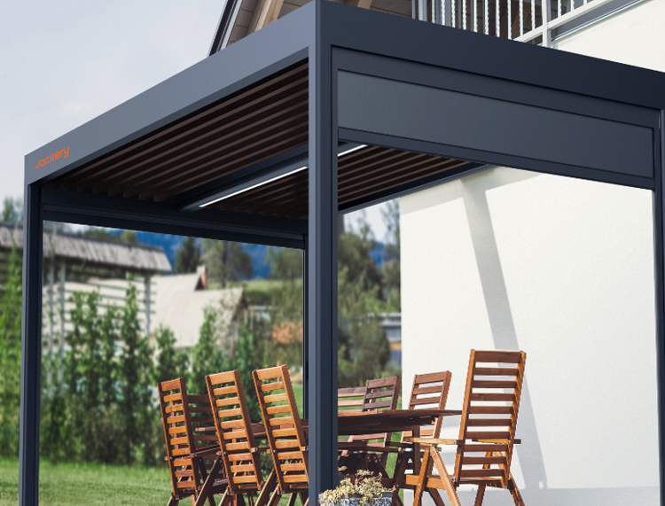  The Solar Gazebo includes industrial-grade solar panels that can be used to power a projector screen, AC unit, golf carts and more. Source: Jackery 