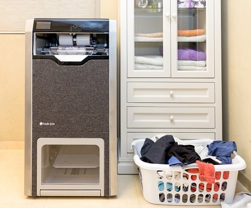 Get your laundry folded at CES. Source: FoldiMate