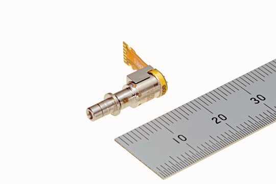 The optical transmitter works to reduce power consumption of data sent between base stations and central offices in radio access networks. (Source: Mitsubishi Electric) 