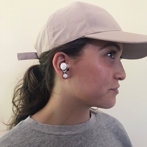 These earrings double as audio earbuds by swinging them to the ear. Source: Scandi Electronics