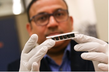 Professor Ashutosh Tiwari.  Image credit: Dan Hixson/University of Utah College of Engineering