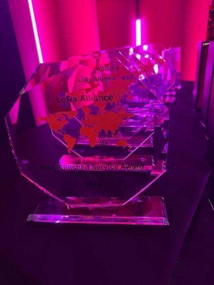 The service awards from the LoRa Alliance include Semtech, Kerlink, Zenner and Swisscom during the IOTSCW event in Barcelona. Source: LoRa Alliance 
