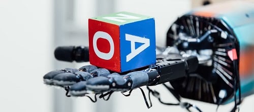 The company taught a robotic hand to reorient objects with 24 degrees of freedom. Source: OpenAI