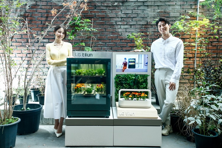 Tiiun is a smart appliance that allows homeowners to grow plants and flowers autonomously. Source: LG