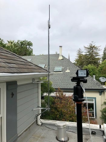 Figure 1: Convergence Instruments’ sound-level meter installed on a rooftop in order to record airplane noise overhead. The meter automatically uploads information to the CIDataSolutions cloud data service. Source: Convergence Instruments