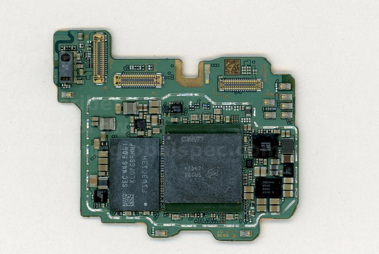 The main board contains the main processor and memory for operation of the Samsung Galaxy S25 Ultra. Source: TechInsights 