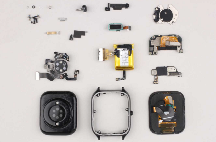 The main components found in the Amazfit GTS 4 smartwatch. Source: TechInsights 
