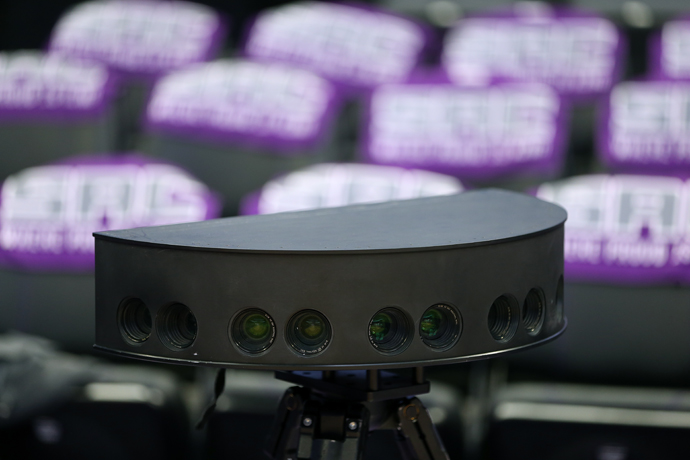 Intel True VR cameras capture game footage from all angles to bring fans courtside at marquee matchups on NBA on TNT. Source: Intel Corporation