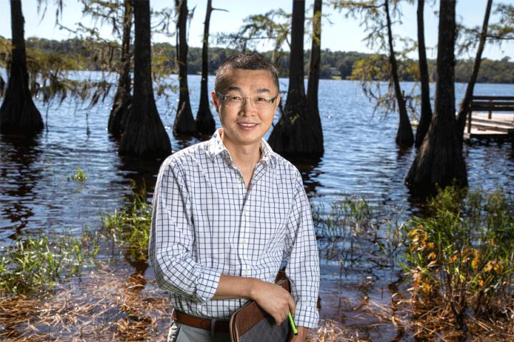 Gang Chen, a professor of Civil and Environmental Engineering at the FAMU-FSU College of Engineering. Source: Mark Wallheiser/FAMU-FSU College of Engineering