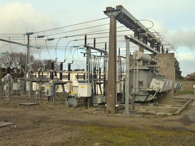 Many electrical transformer substations are 50 to 100 years old and are either incompatible with newer technology or cannot handle the sustained stress of the amount of electricity needed for AI data centers. Source: PtiBzh/Wikimedia CC0 1.0 Universal
